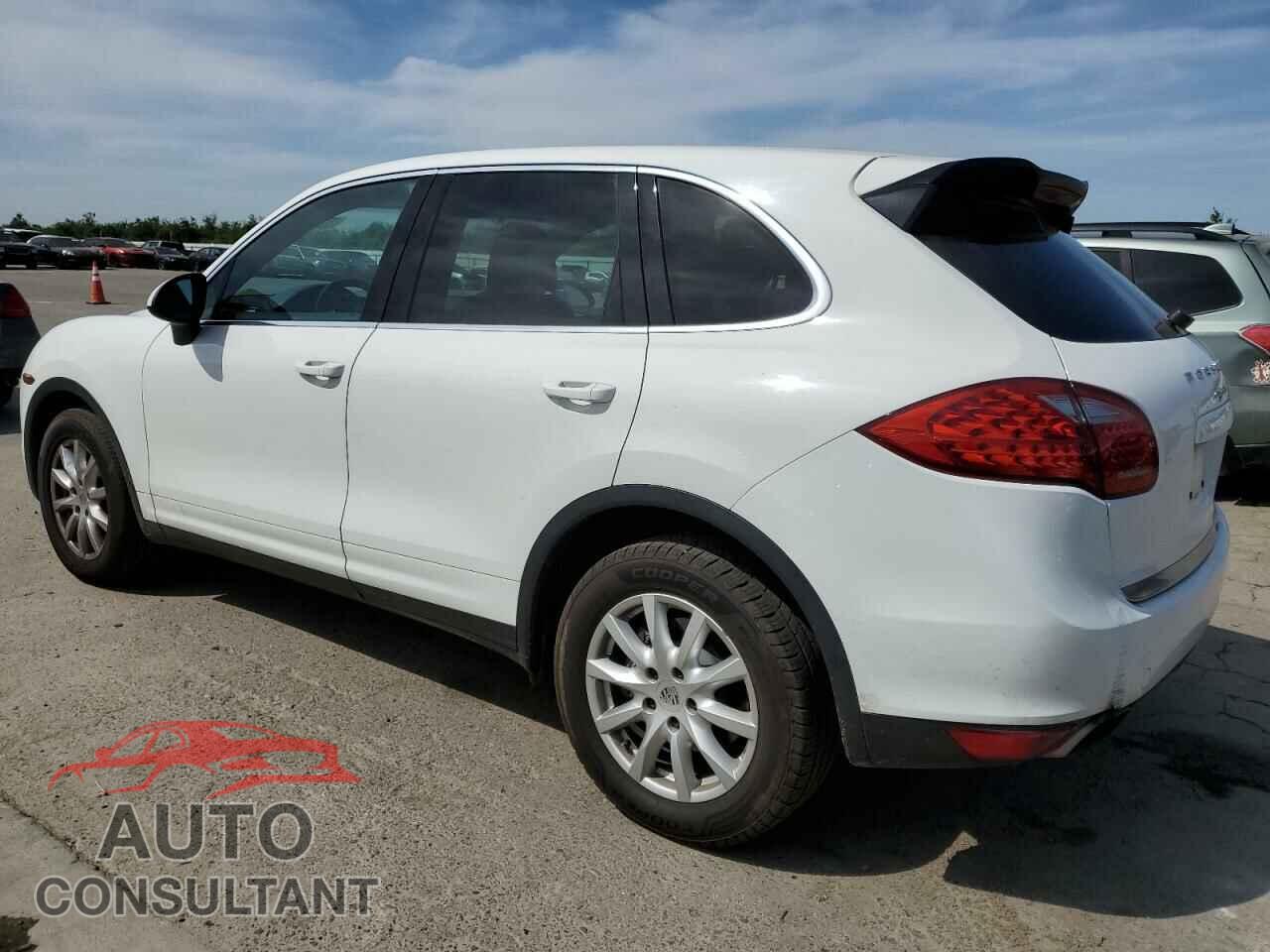 PORSCHE CAYENNE 2013 - WP1AA2A2XDLA04038