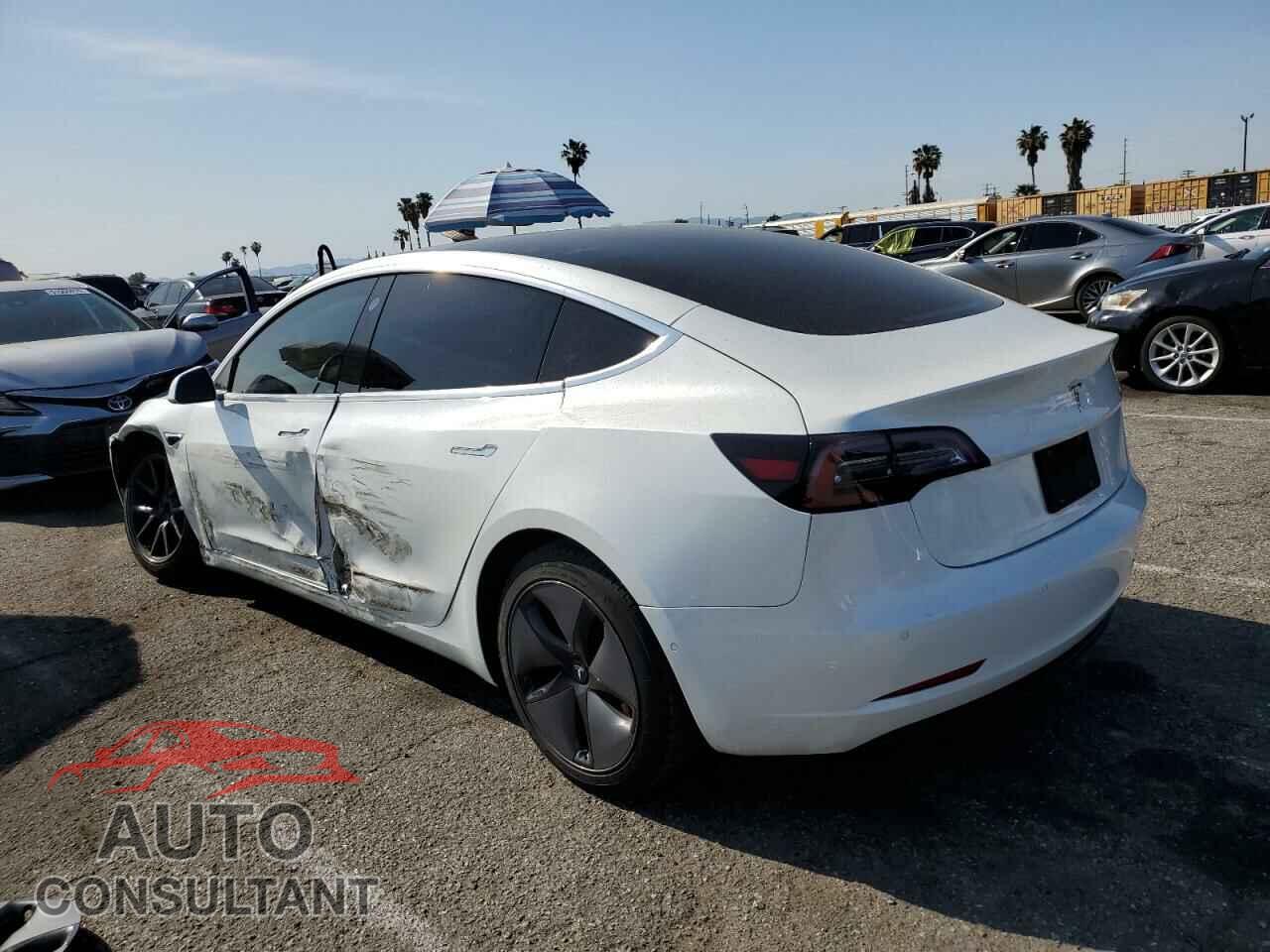 TESLA MODEL 3 2019 - 5YJ3E1EA5KF299768