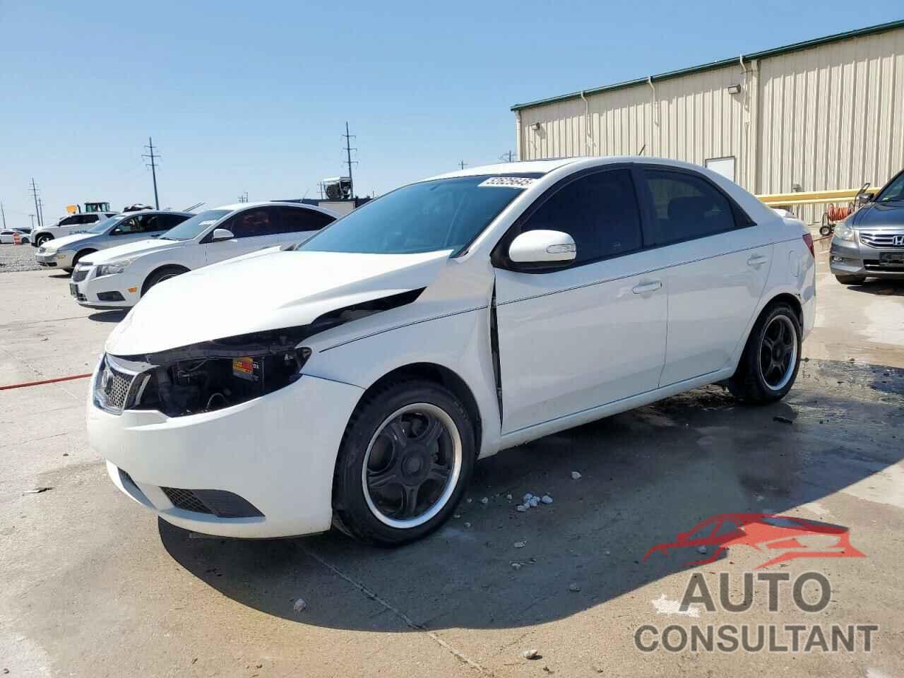 KIA FORTE 2010 - KNAFU4A24A5110976