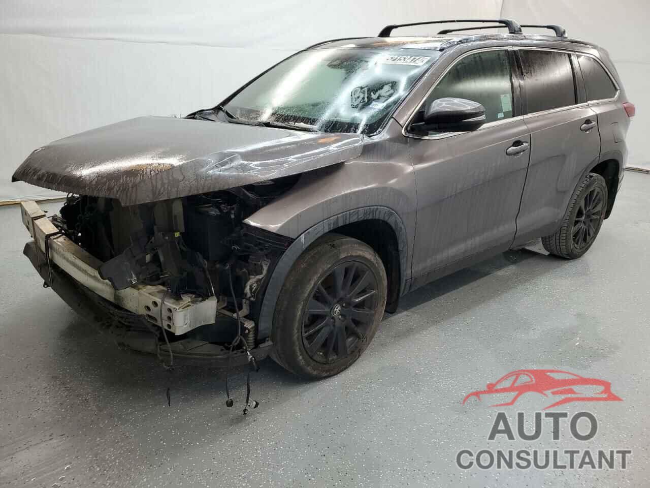 TOYOTA HIGHLANDER 2019 - 5TDJZRFH0KS979739