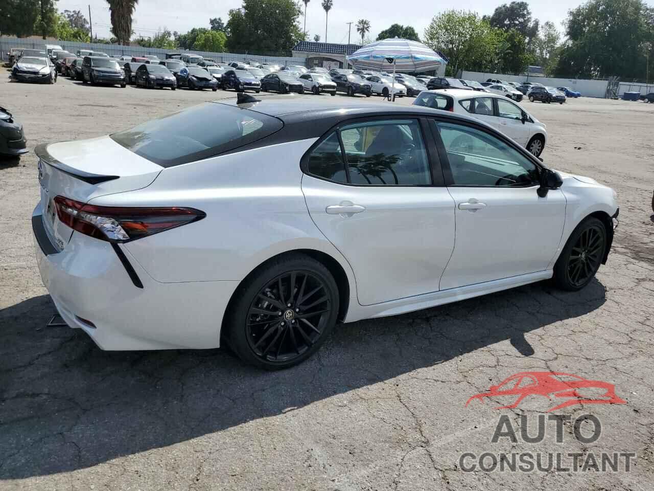 TOYOTA CAMRY 2022 - 4T1K31AK0NU042265