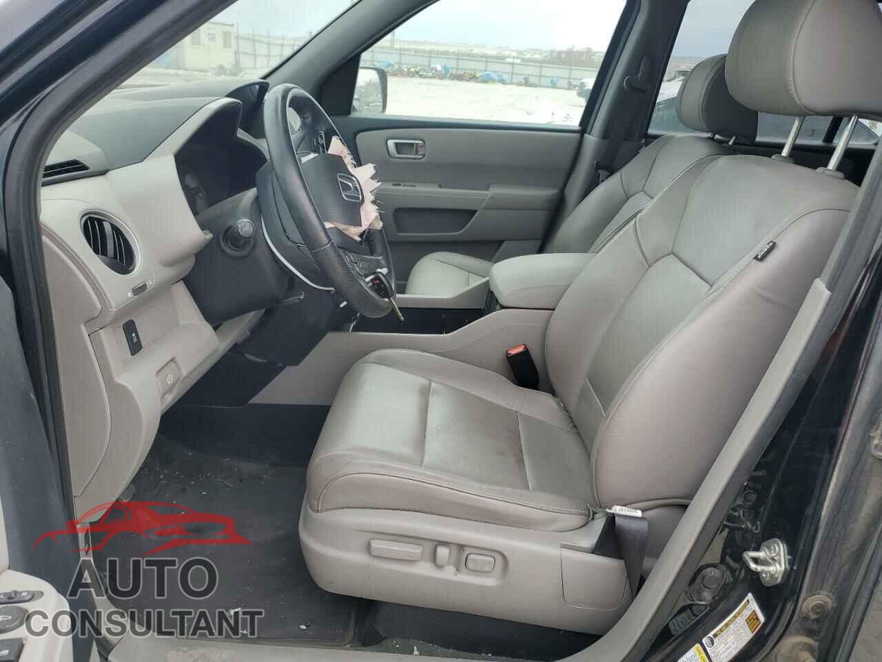 HONDA PILOT 2014 - 5FNYF4H79EB056313