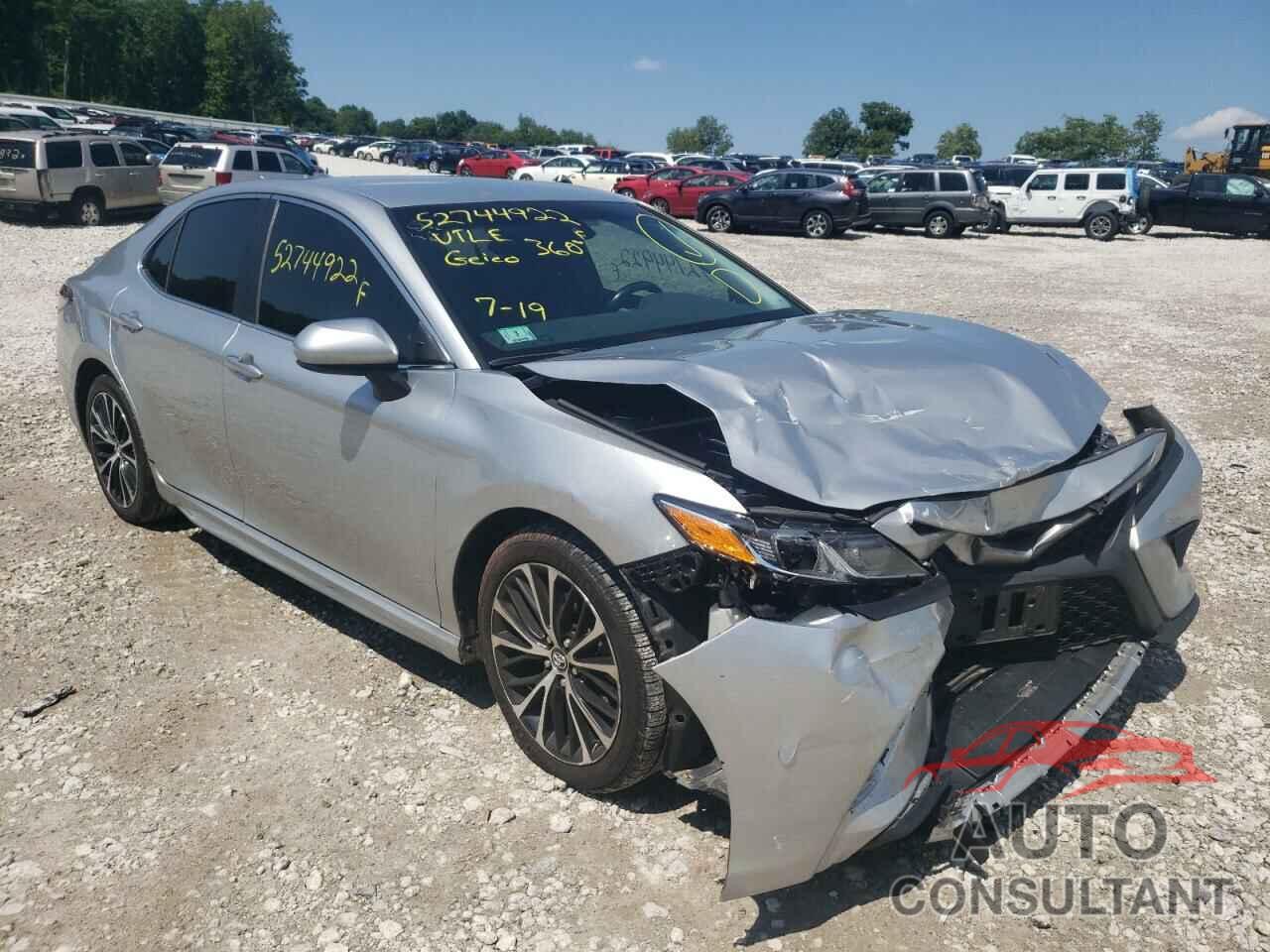 TOYOTA CAMRY 2018 - 4T1B11HKXJU524540