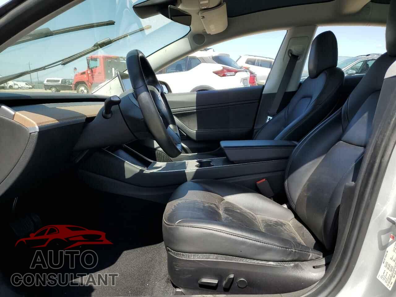 TESLA MODEL 3 2018 - 5YJ3E1EA5JF058789