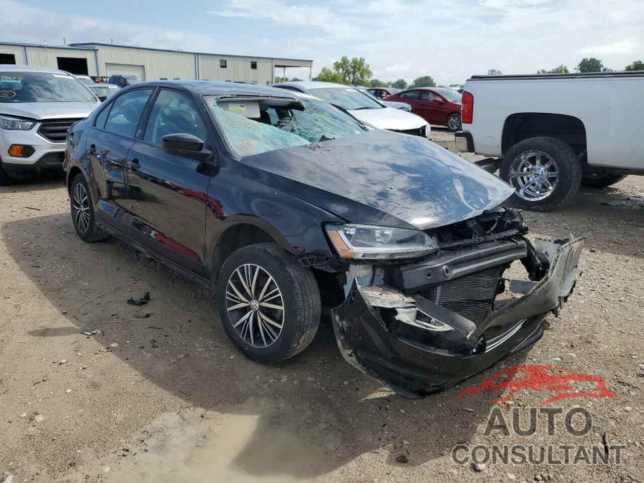VOLKSWAGEN JETTA 2018 - 3VWDB7AJ5JM230995