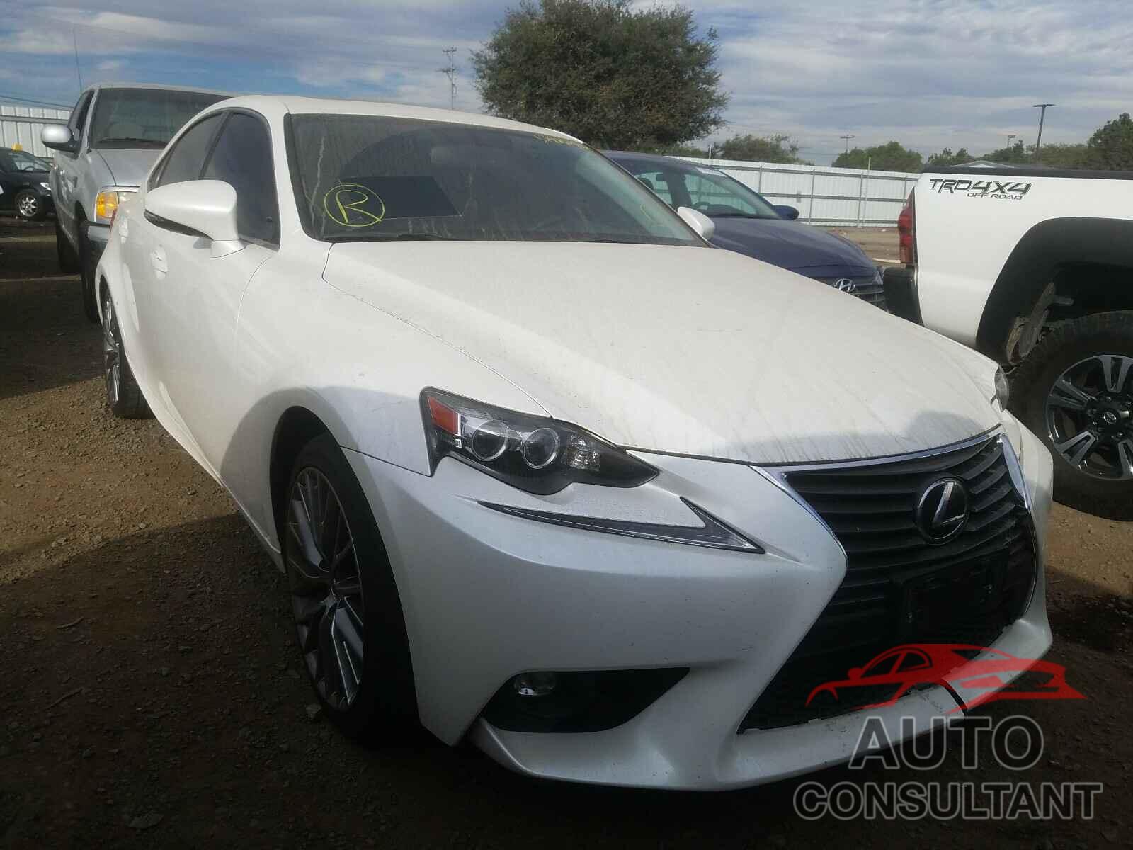 LEXUS IS 2016 - JTHBA1D22G5012542