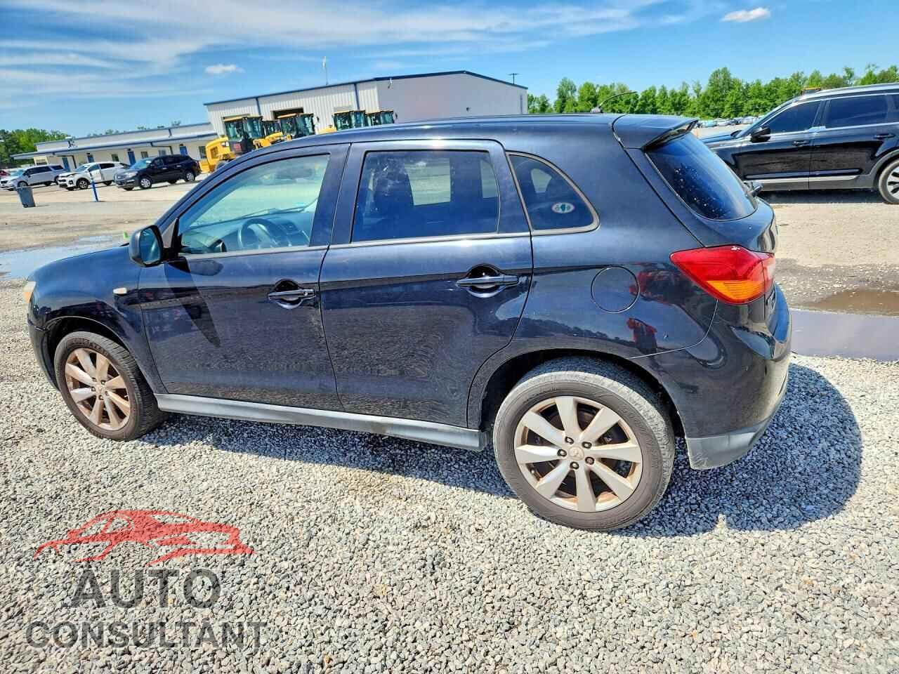MITSUBISHI OUTLANDER 2014 - 4A4AP3AU2EE022796