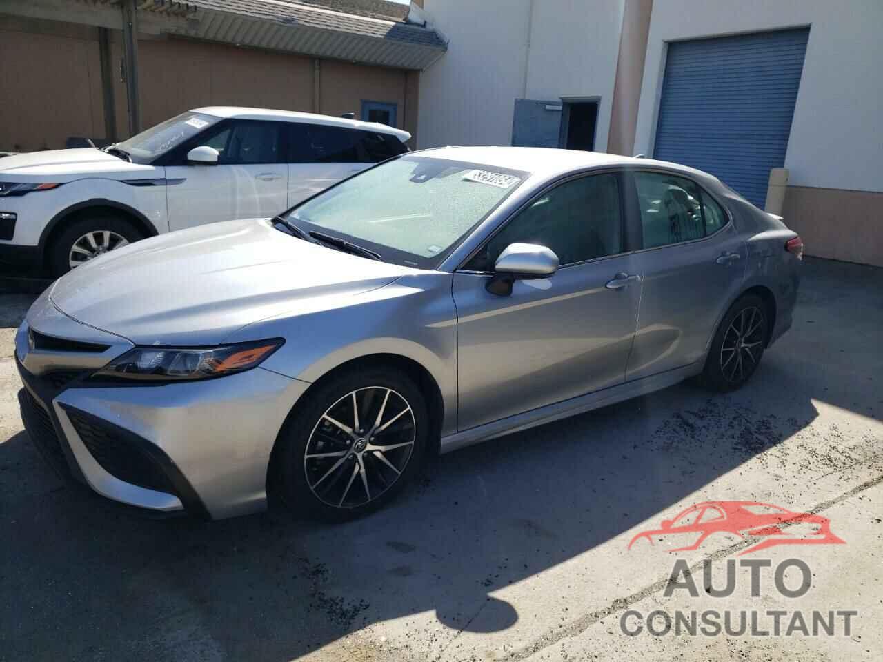 TOYOTA CAMRY 2022 - 4T1G11AK6NU642543