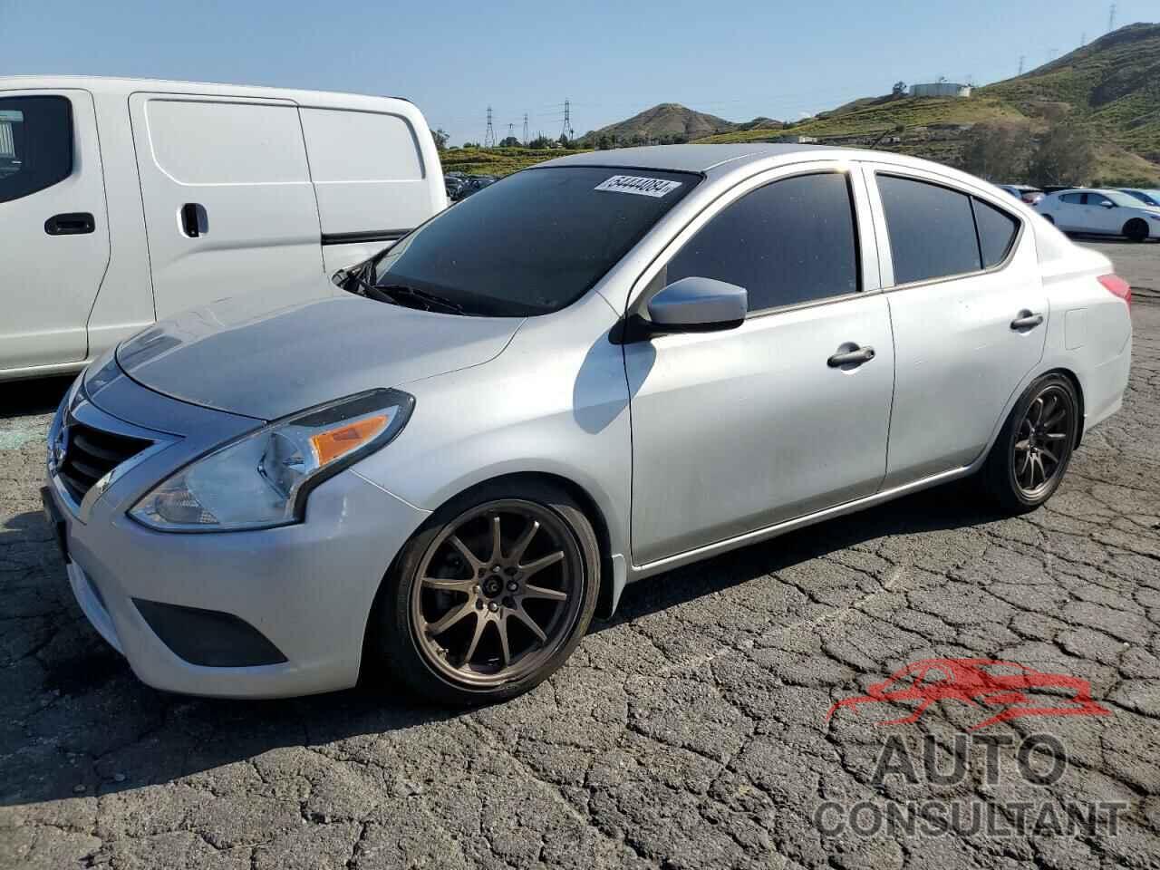 NISSAN VERSA 2017 - 3N1CN7AP3HL802031