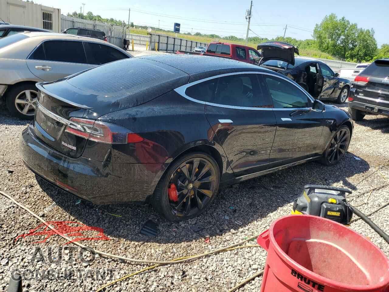 TESLA MODEL S 2020 - 5YJSA1E44LF370431