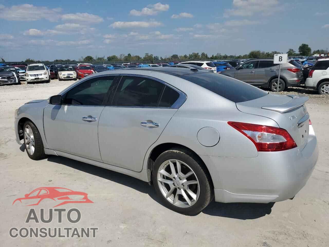 NISSAN MAXIMA 2011 - 1N4AA5AP2BC830254