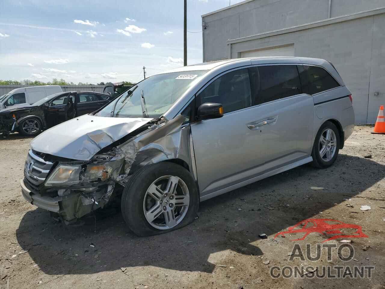 HONDA ODYSSEY 2013 - 5FNRL5H92DB086112
