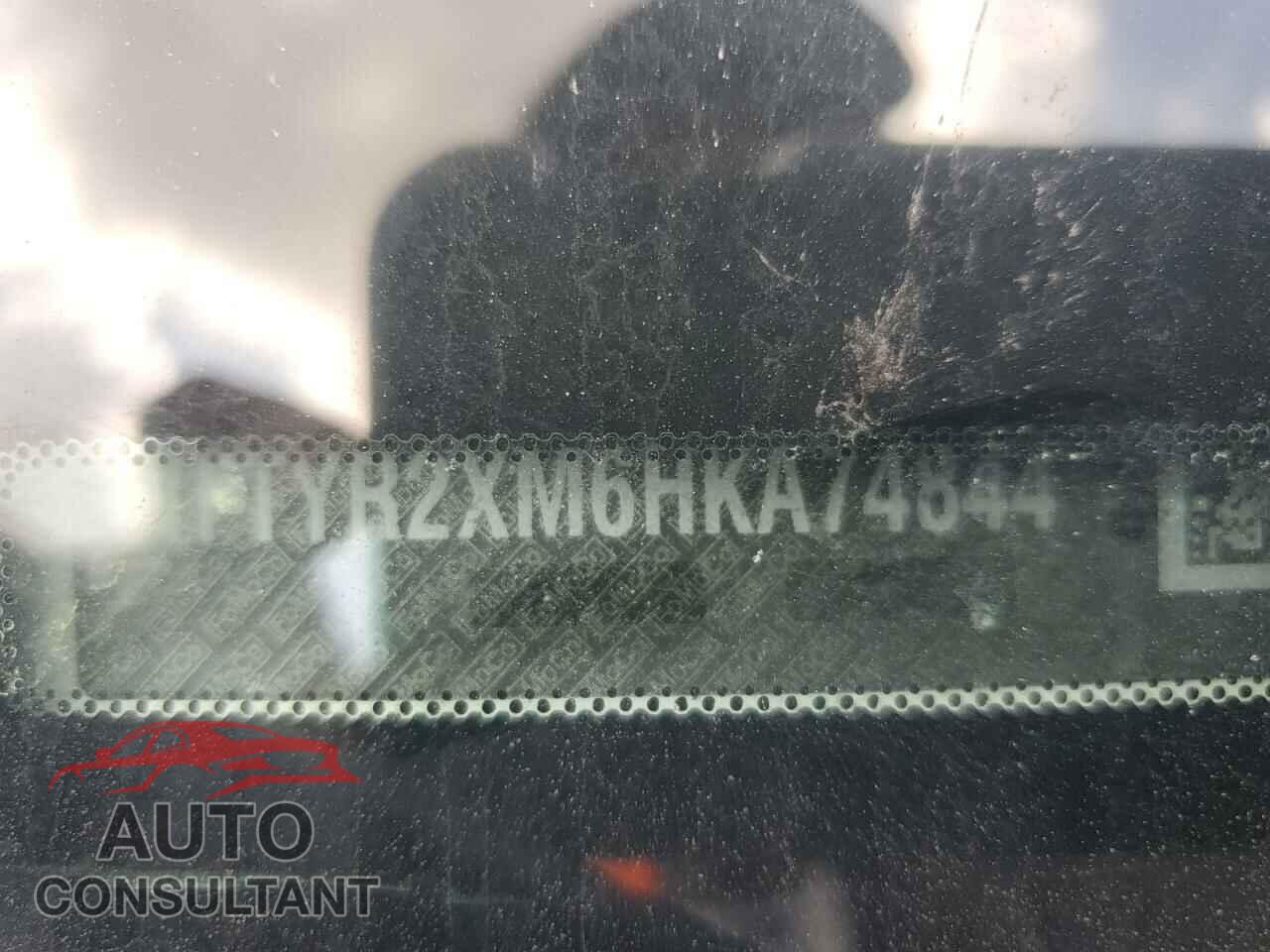 FORD TRANSIT 2017 - 1FTYR2XM6HKA74844