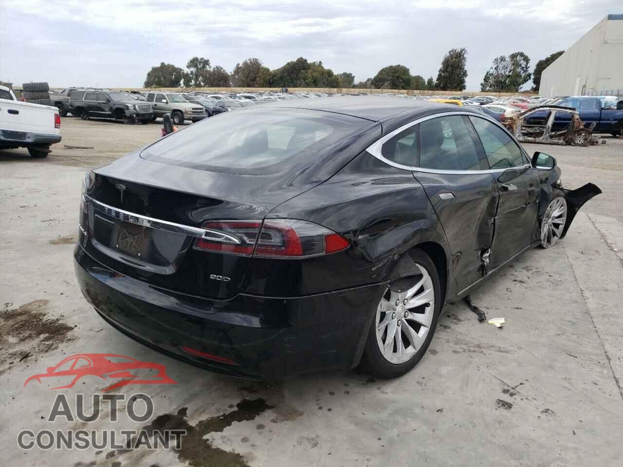 TESLA MODEL S 2017 - 5YJSA1E2XHF183880
