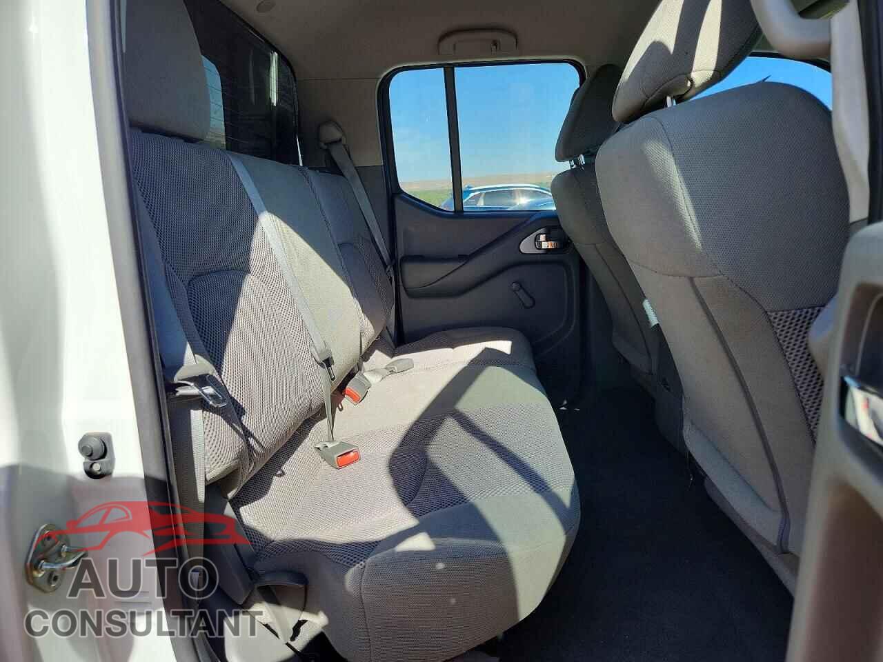 NISSAN FRONTIER 2019 - 1N6AD0EV2KN708086
