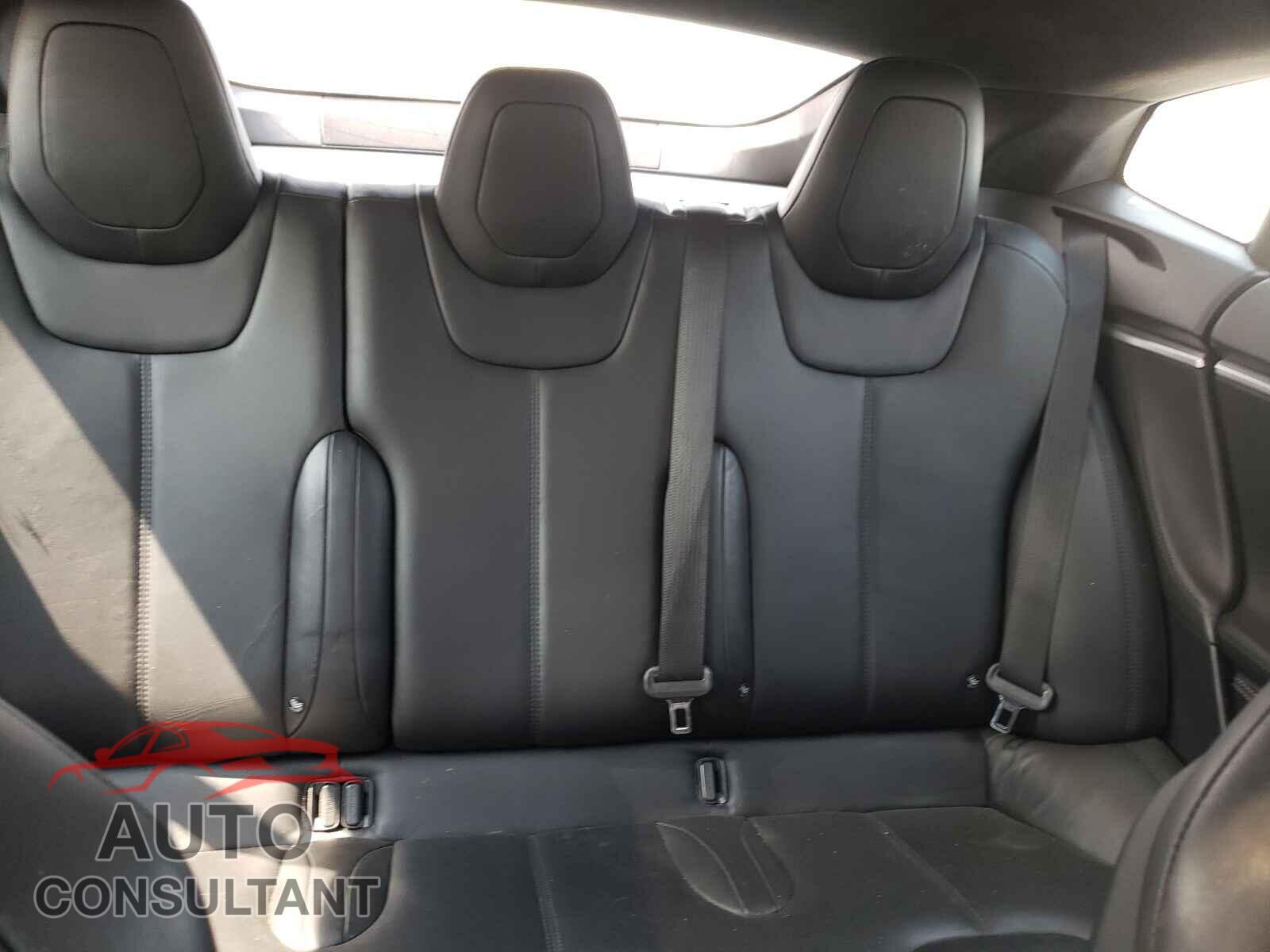 TESLA MODEL S 2016 - 5YJSA1E27GF142606