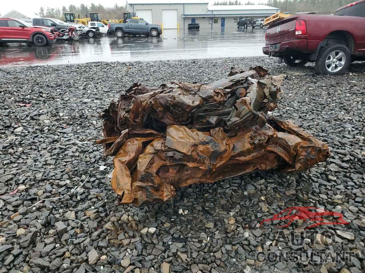 PORSCHE CAYENNE 2017 - WP1AA2A26HKA82487
