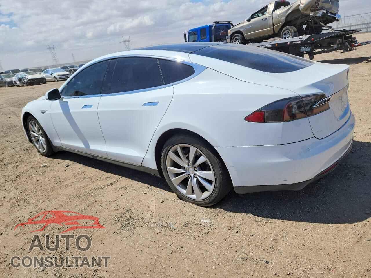 TESLA MODEL S 2013 - 5YJSA1CG3DFP27497