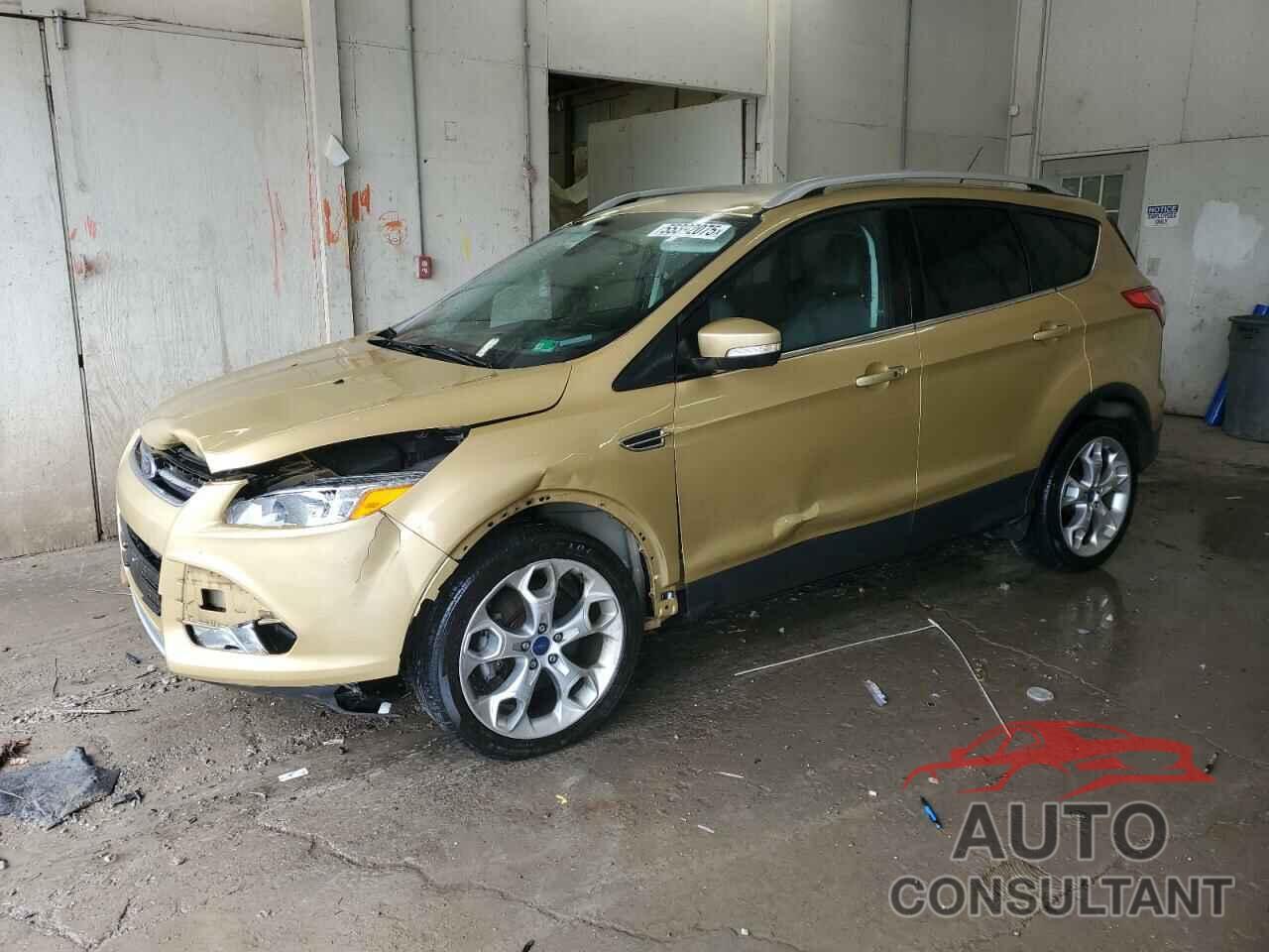 FORD ESCAPE 2015 - 1FMCU0J95FUA08140