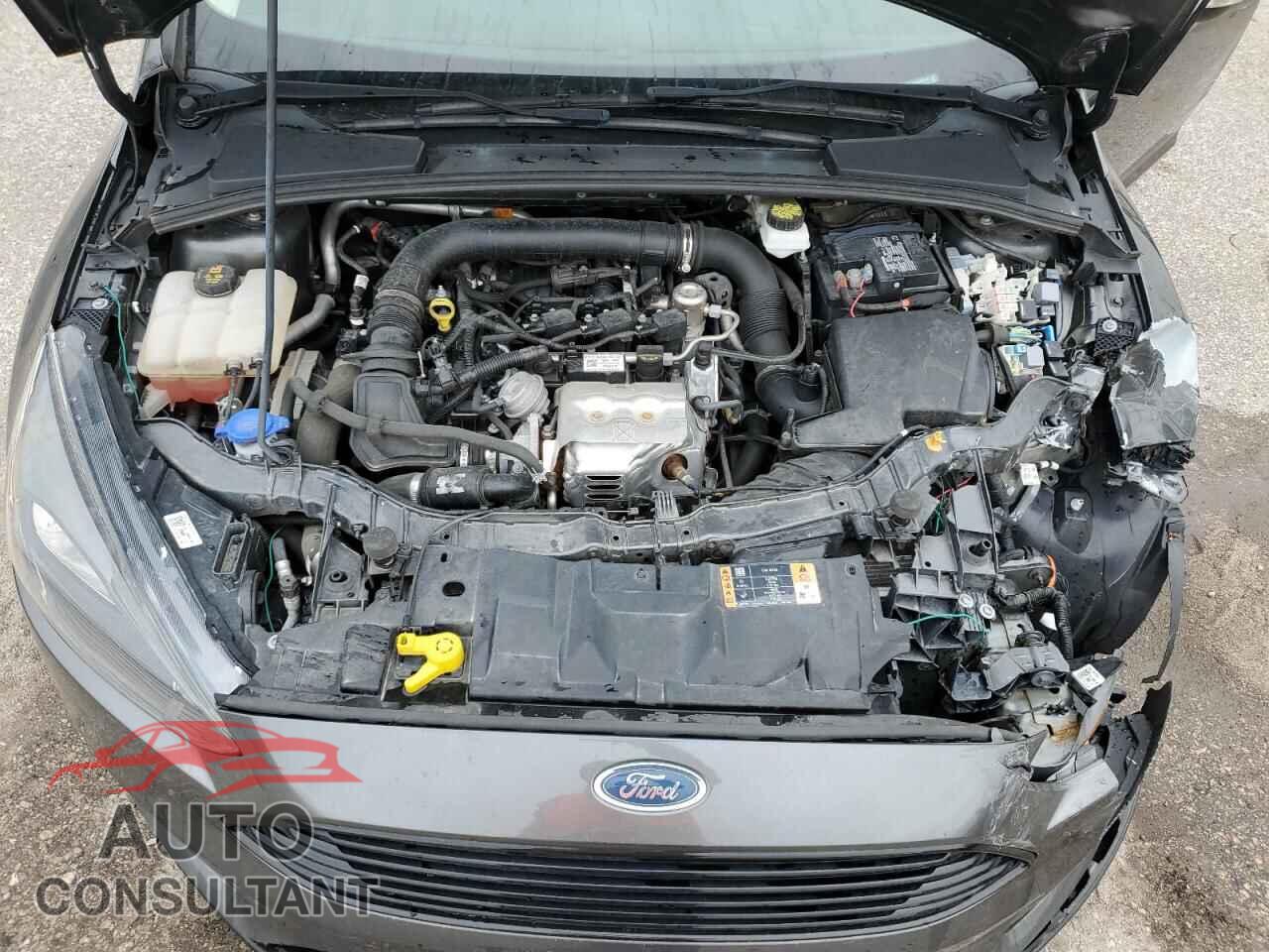 FORD FOCUS 2017 - 1FADP3FE5HL329858