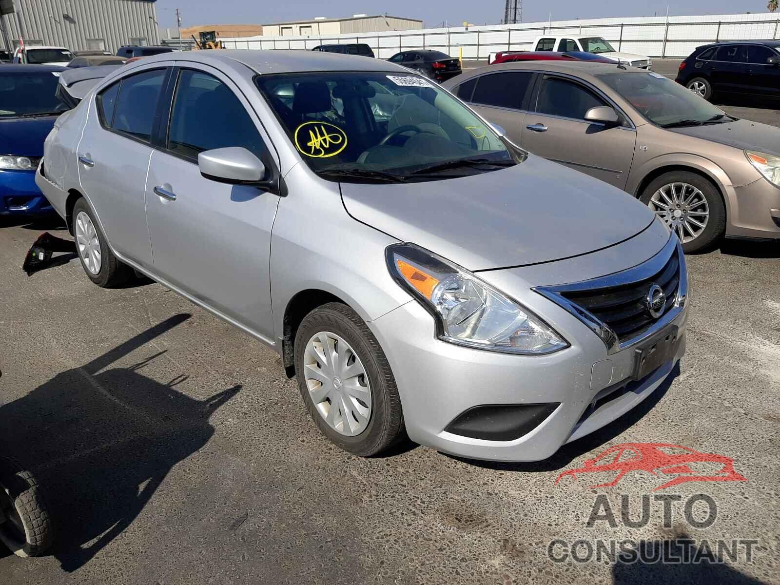 NISSAN VERSA 2019 - 3N1CN7AP3KL811142