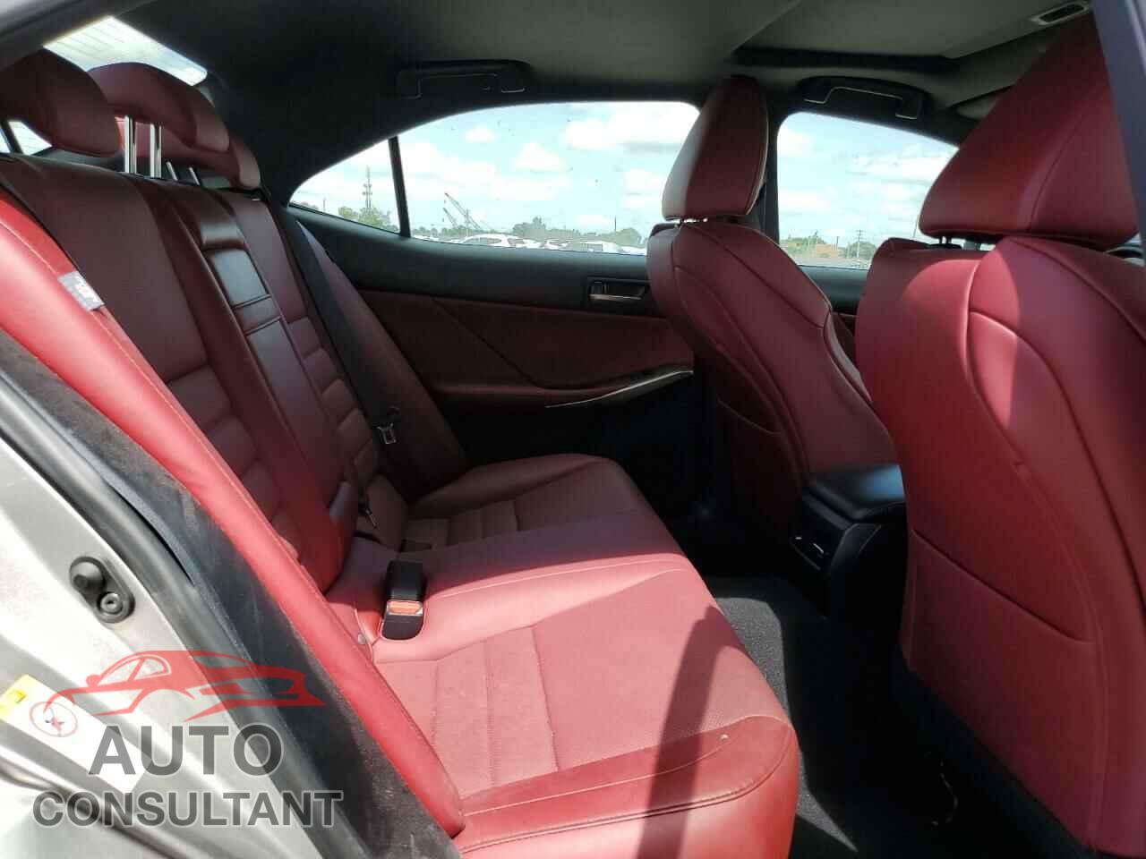 LEXUS IS 2017 - JTHBA1D28H5049807