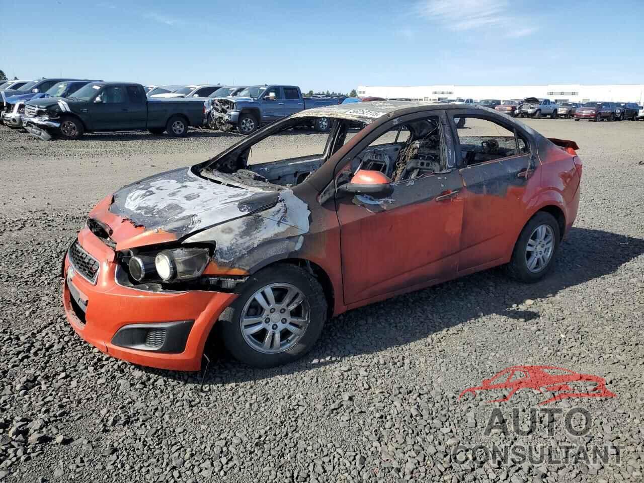 CHEVROLET SONIC 2012 - 1G1JC5SH5C4108695