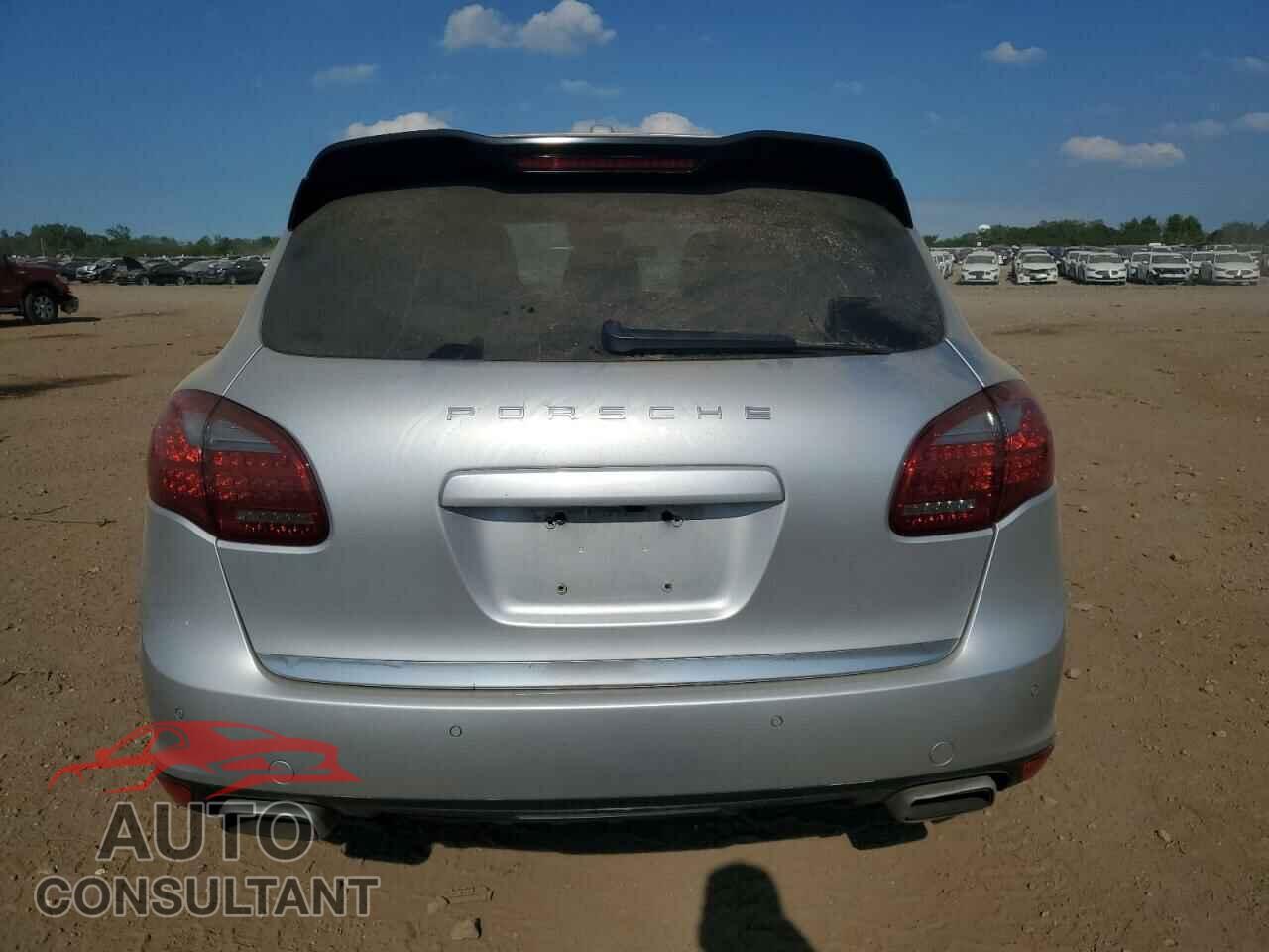 PORSCHE CAYENNE 2013 - WP1AF2A21DLA22980