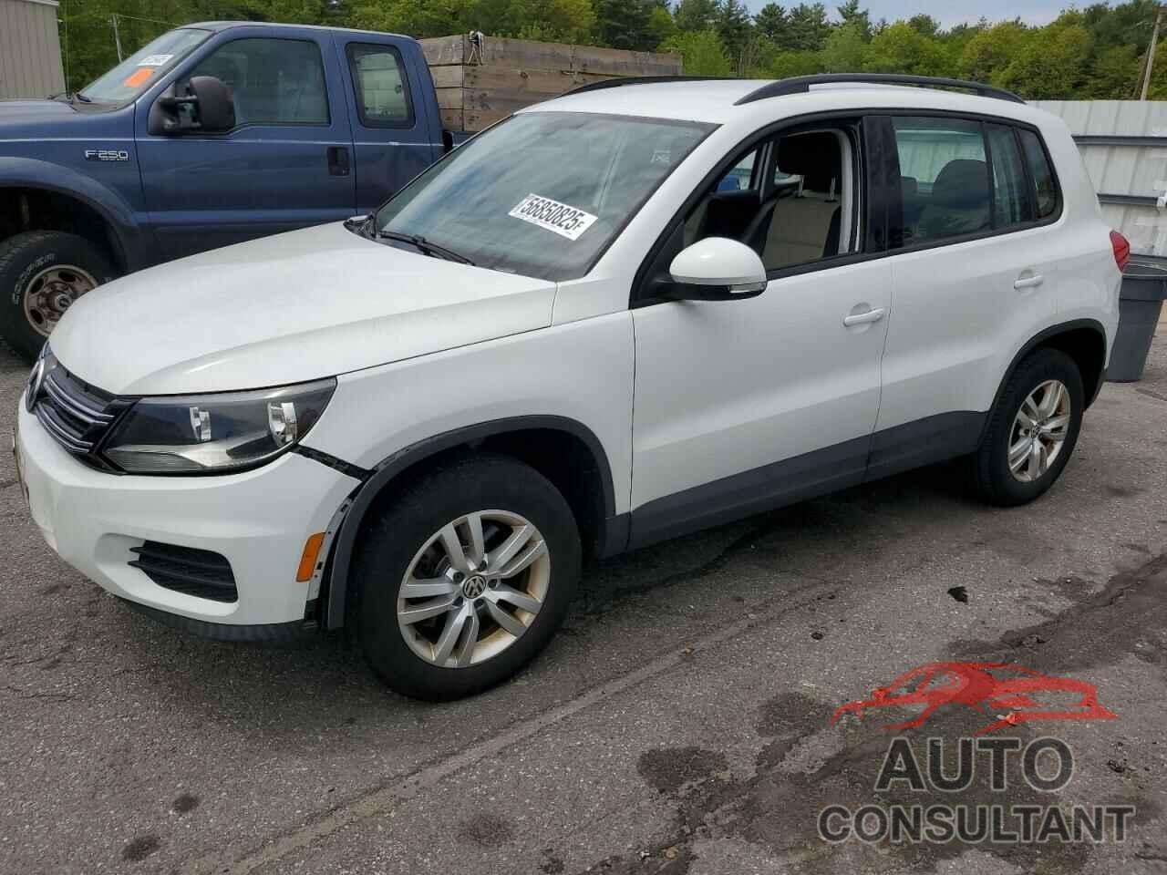 VOLKSWAGEN TIGUAN 2017 - WVGBV7AX1HK009896