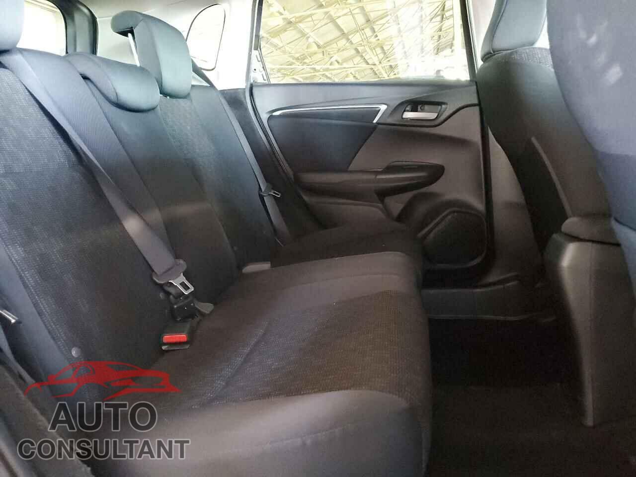 HONDA FIT 2017 - JHMGK5H52HS020366