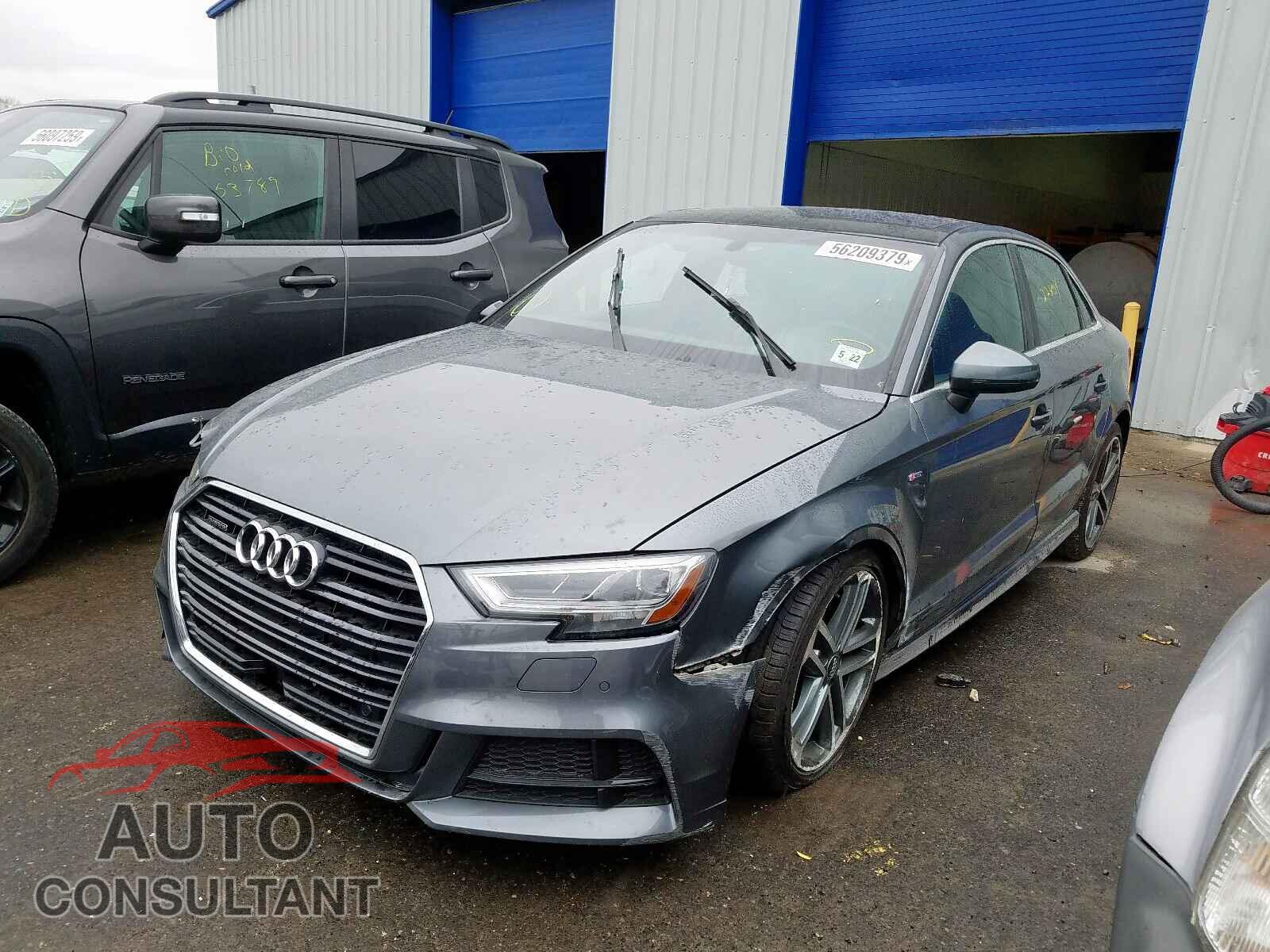 AUDI A3 2017 - WAUJ8GFF0H1044570