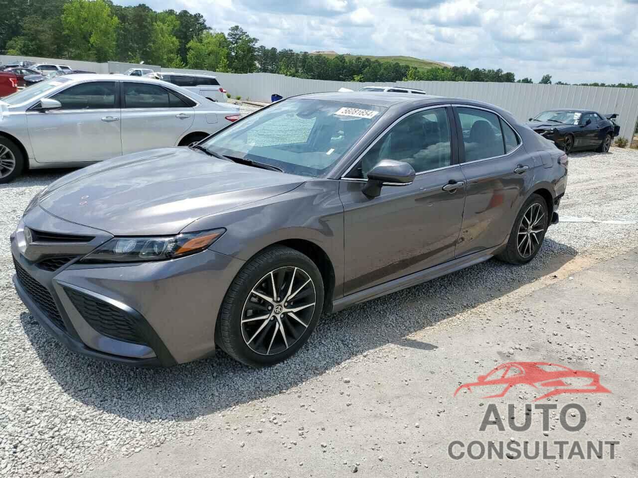 TOYOTA CAMRY 2022 - 4T1G11AK6NU713806