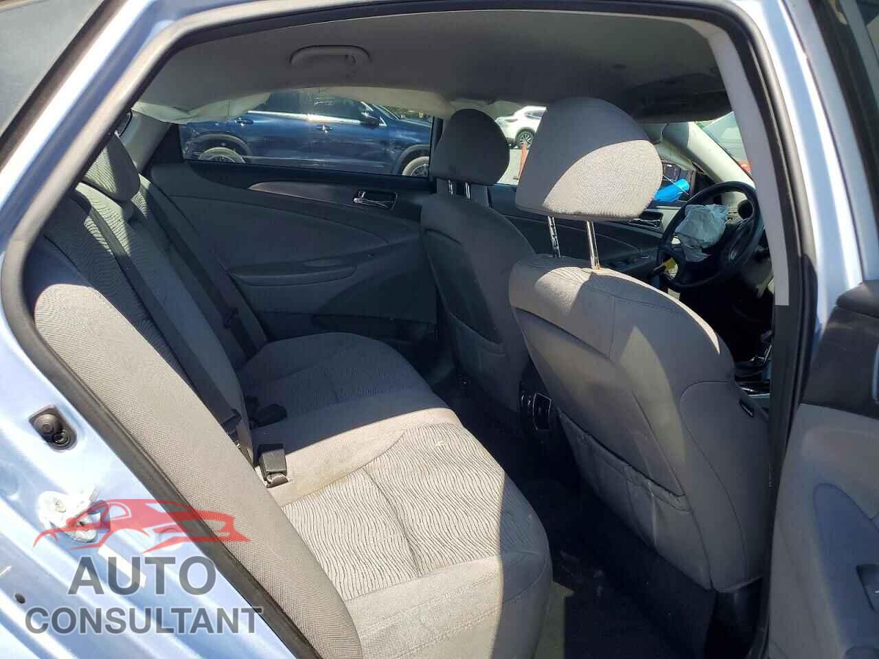 HYUNDAI SONATA 2012 - KMHEC4A40CA036559