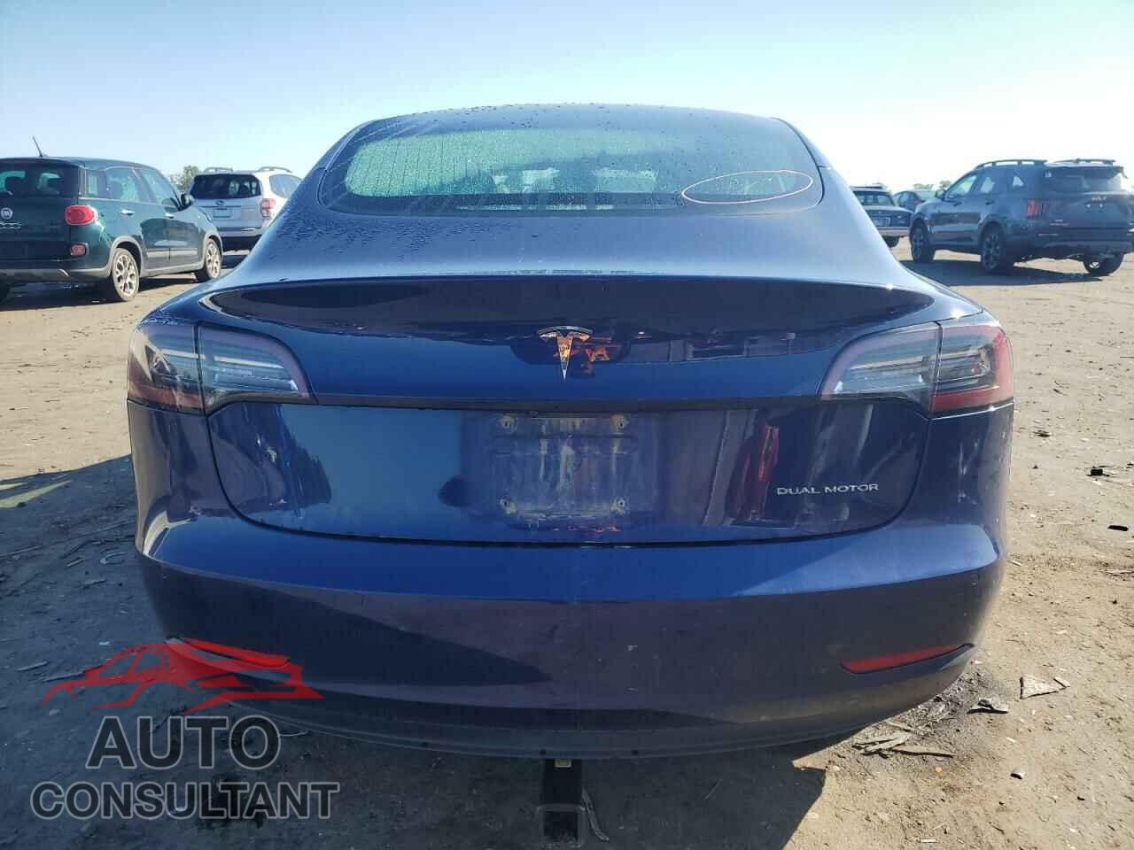 TESLA MODEL 3 2018 - 5YJ3E1EB5JF115193
