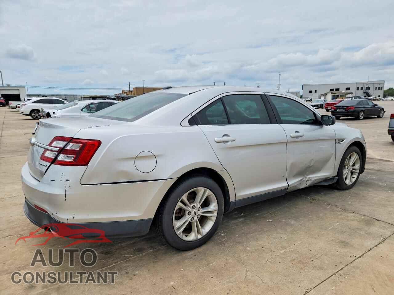 FORD TAURUS 2017 - 1FAHP2D87HG122521
