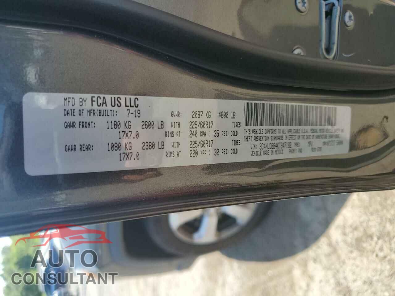 JEEP COMPASS 2019 - 3C4NJDBB4KT847182
