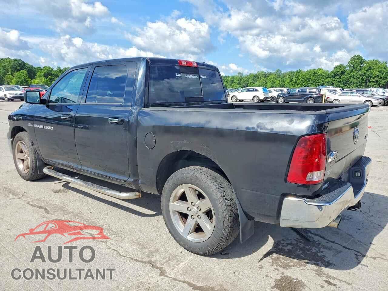DODGE RAM 1500 2012 - 1C6RD7LT3CS171710