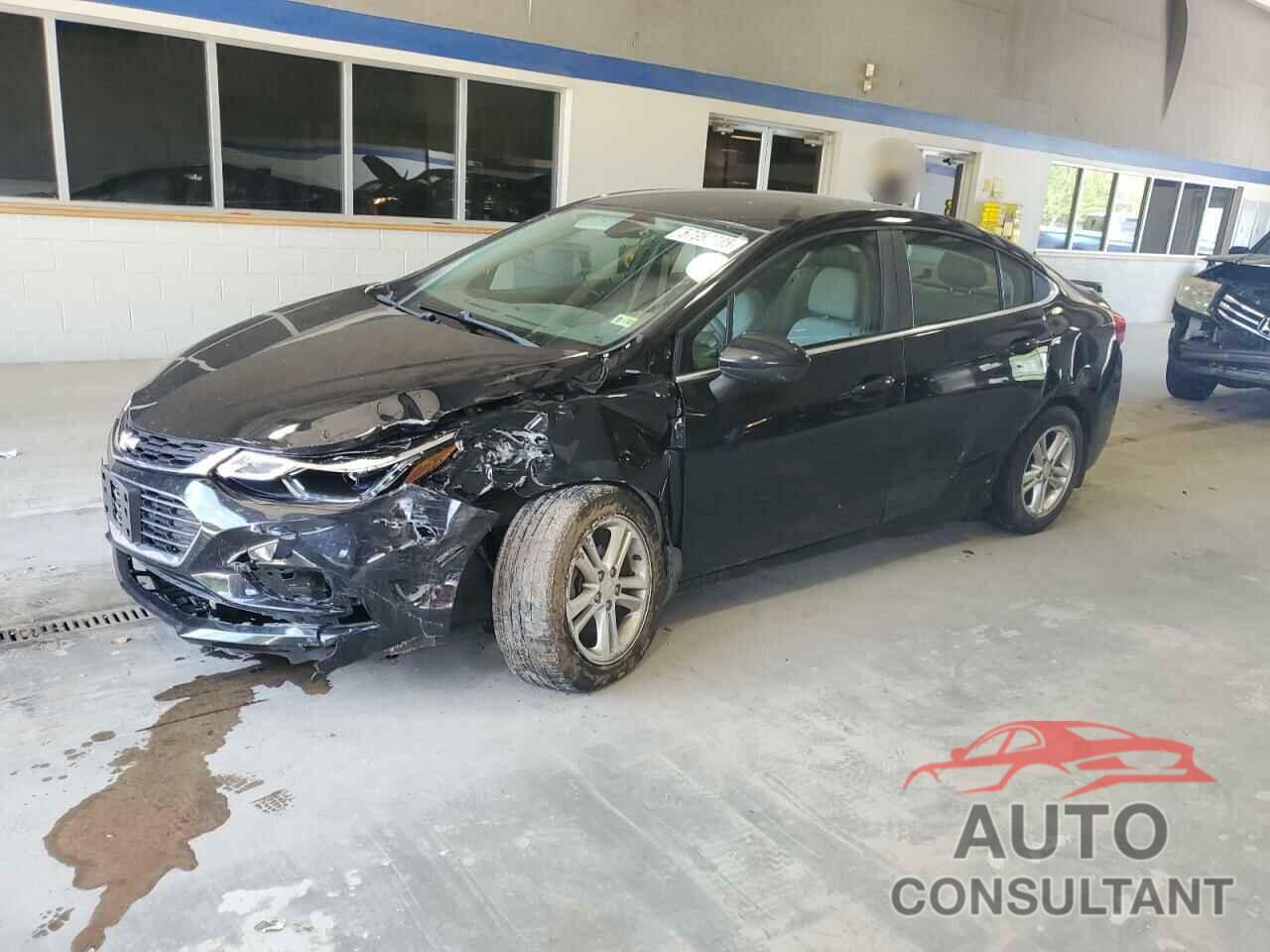 CHEVROLET CRUZE 2017 - 1G1BE5SM2H7142272