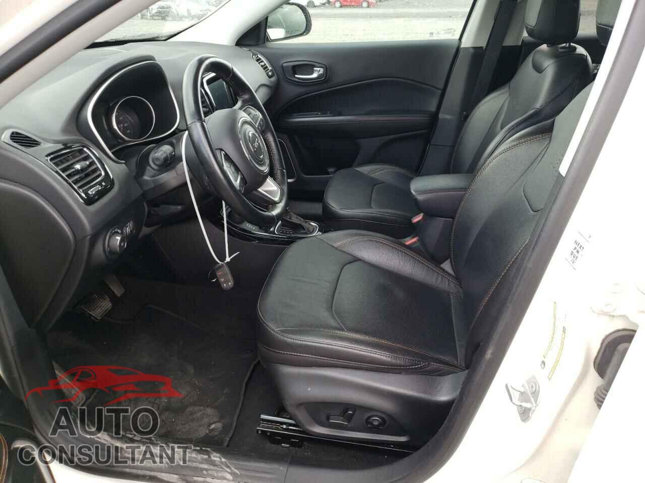 JEEP COMPASS 2021 - 3C4NJDCB3MT565360