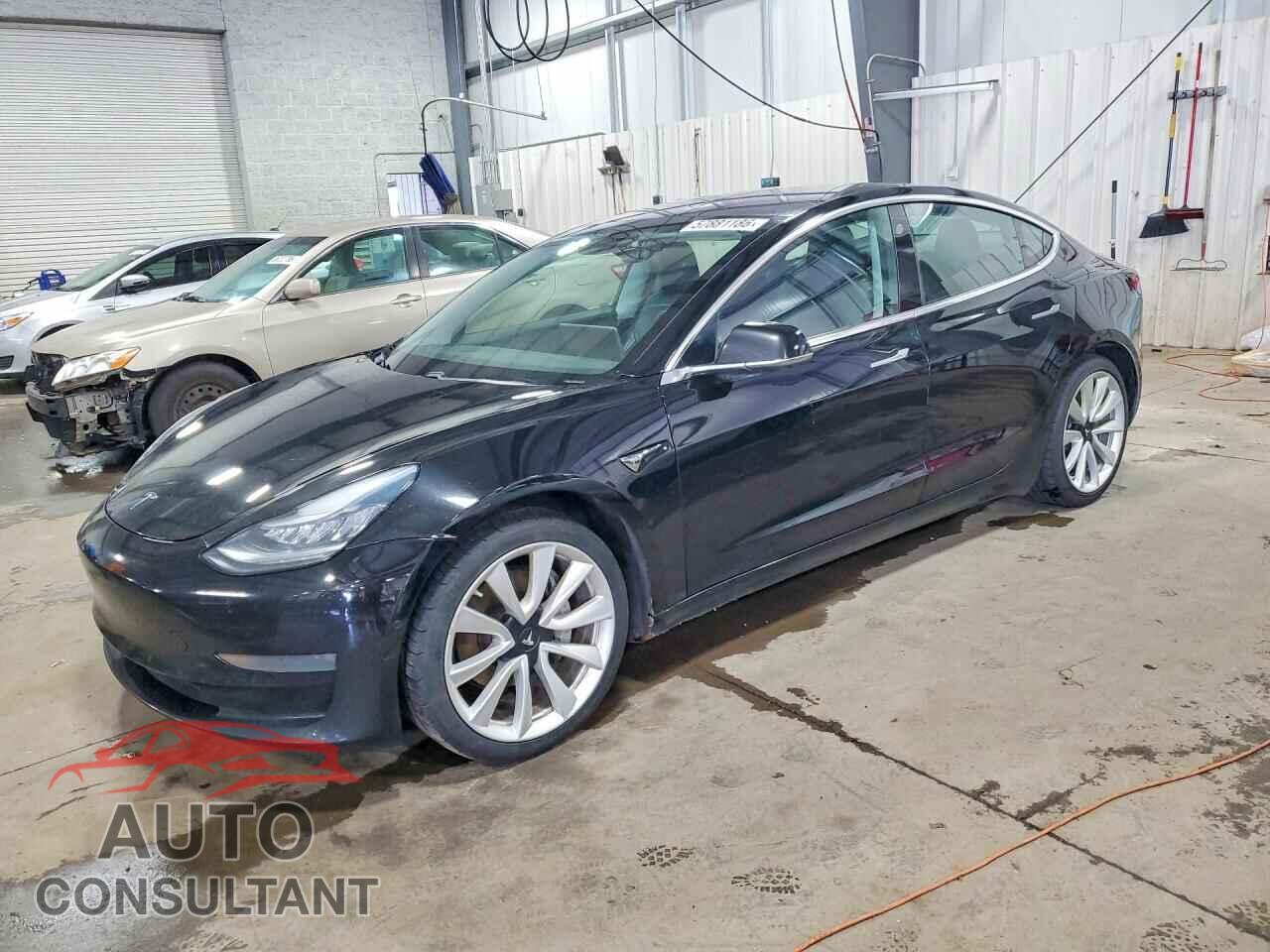 TESLA MODEL 3 2018 - 5YJ3E1EB3JF186697