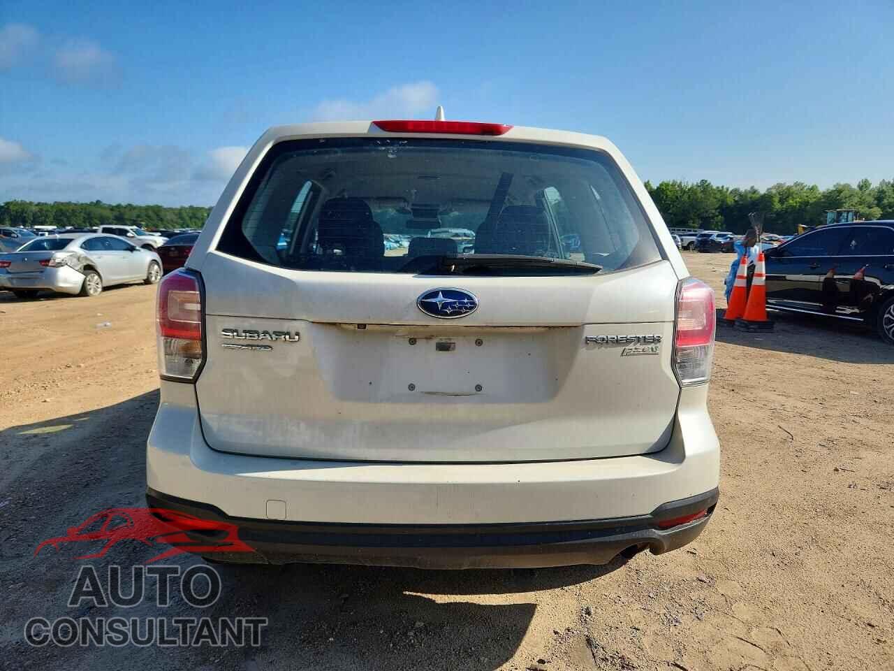 SUBARU FORESTER 2017 - JF2SJAAC1HH506357