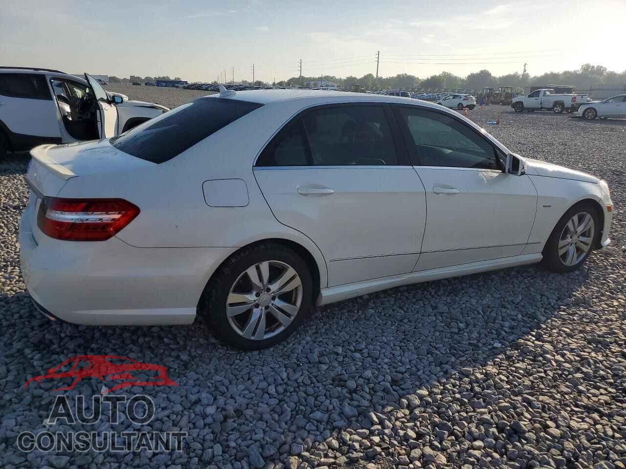 MERCEDES-BENZ E-CLASS 2011 - WDDHF2EB2BA399052