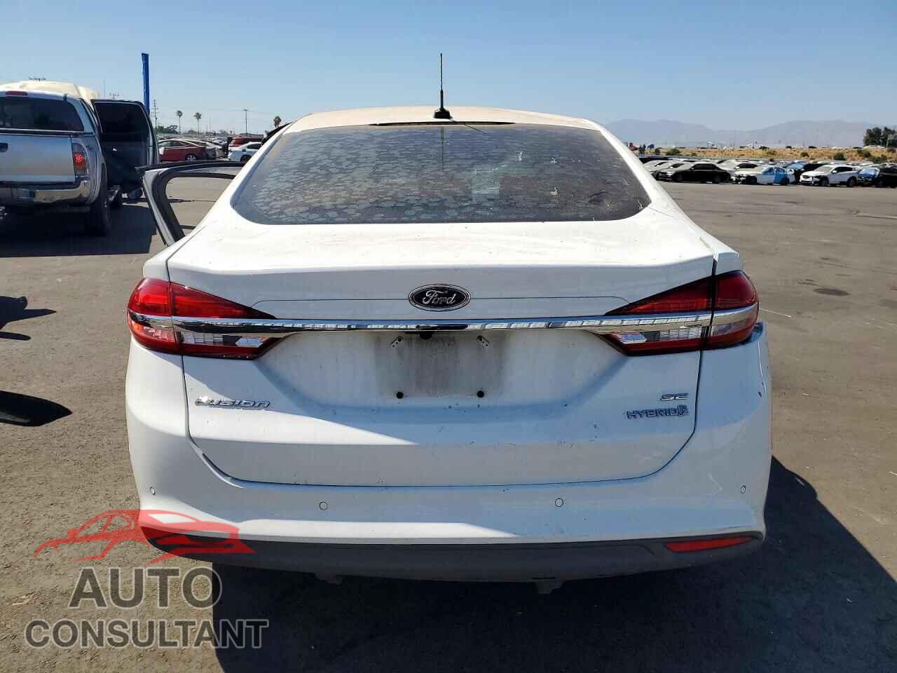 FORD FUSION 2017 - 3FA6P0LU4HR123791
