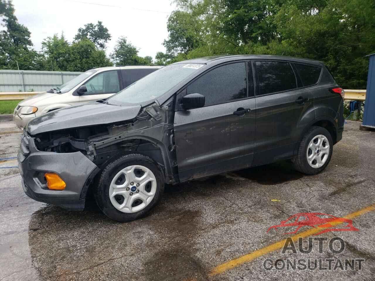FORD ESCAPE 2018 - 1FMCU0F75JUB67725