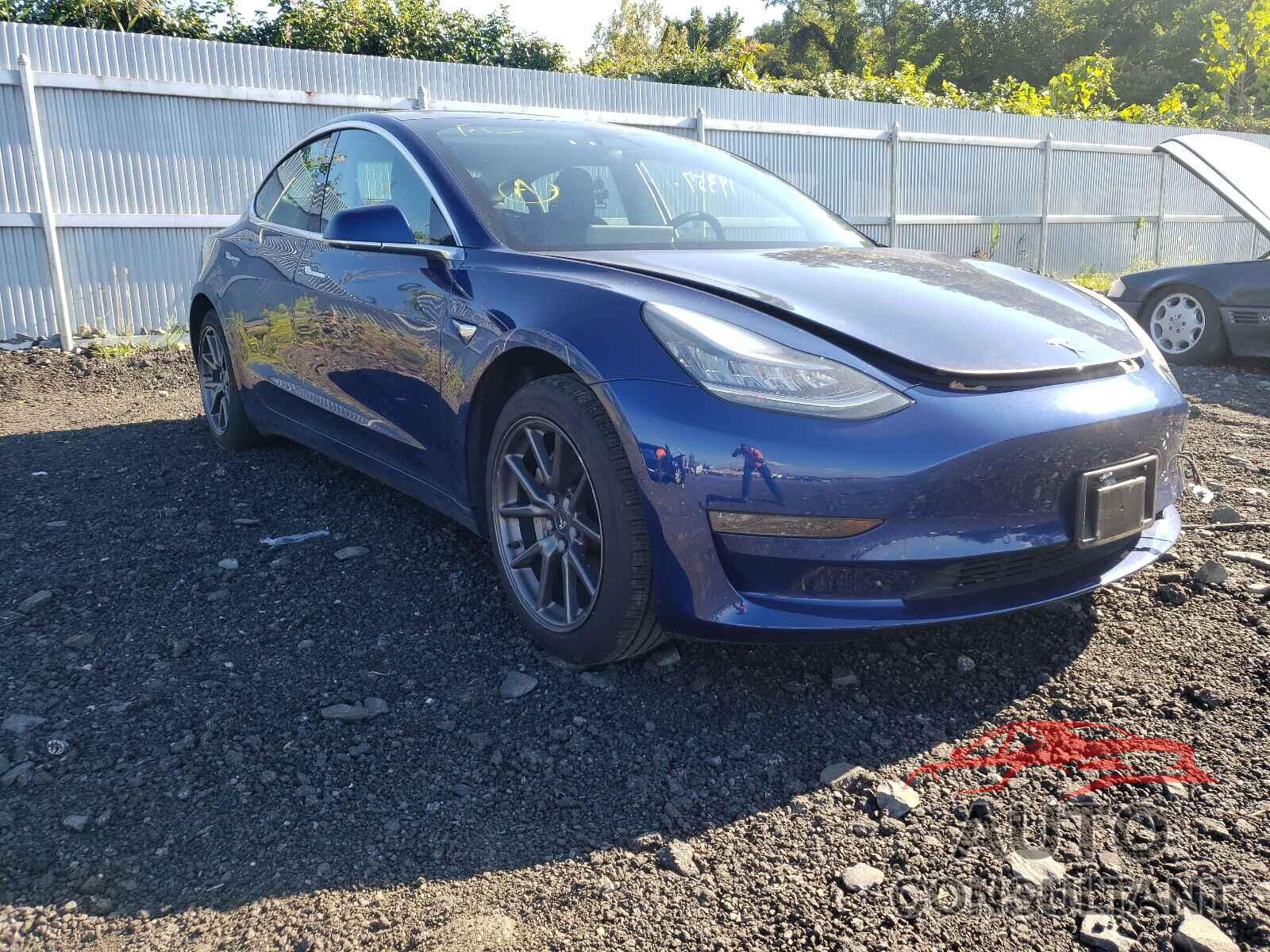 TESLA MODEL 3 2019 - 5YJ3E1EA3KF396886