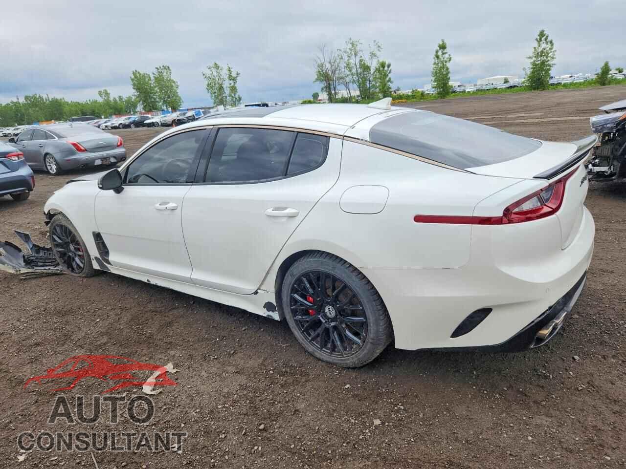 KIA STINGER 2018 - KNAE55LC1J6034714