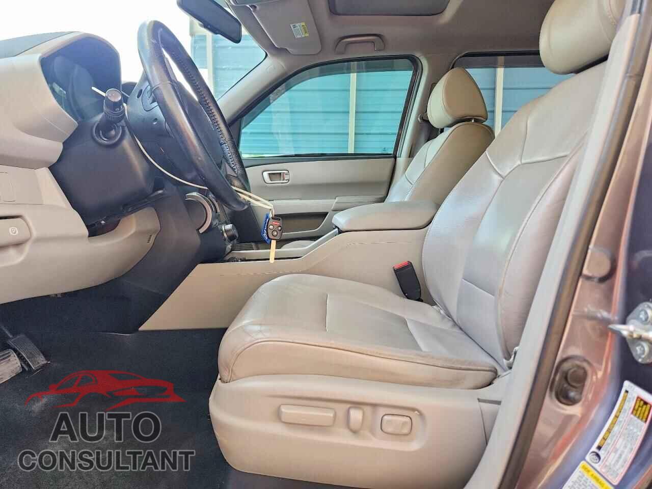 HONDA PILOT 2014 - 5FNYF3H64EB002340