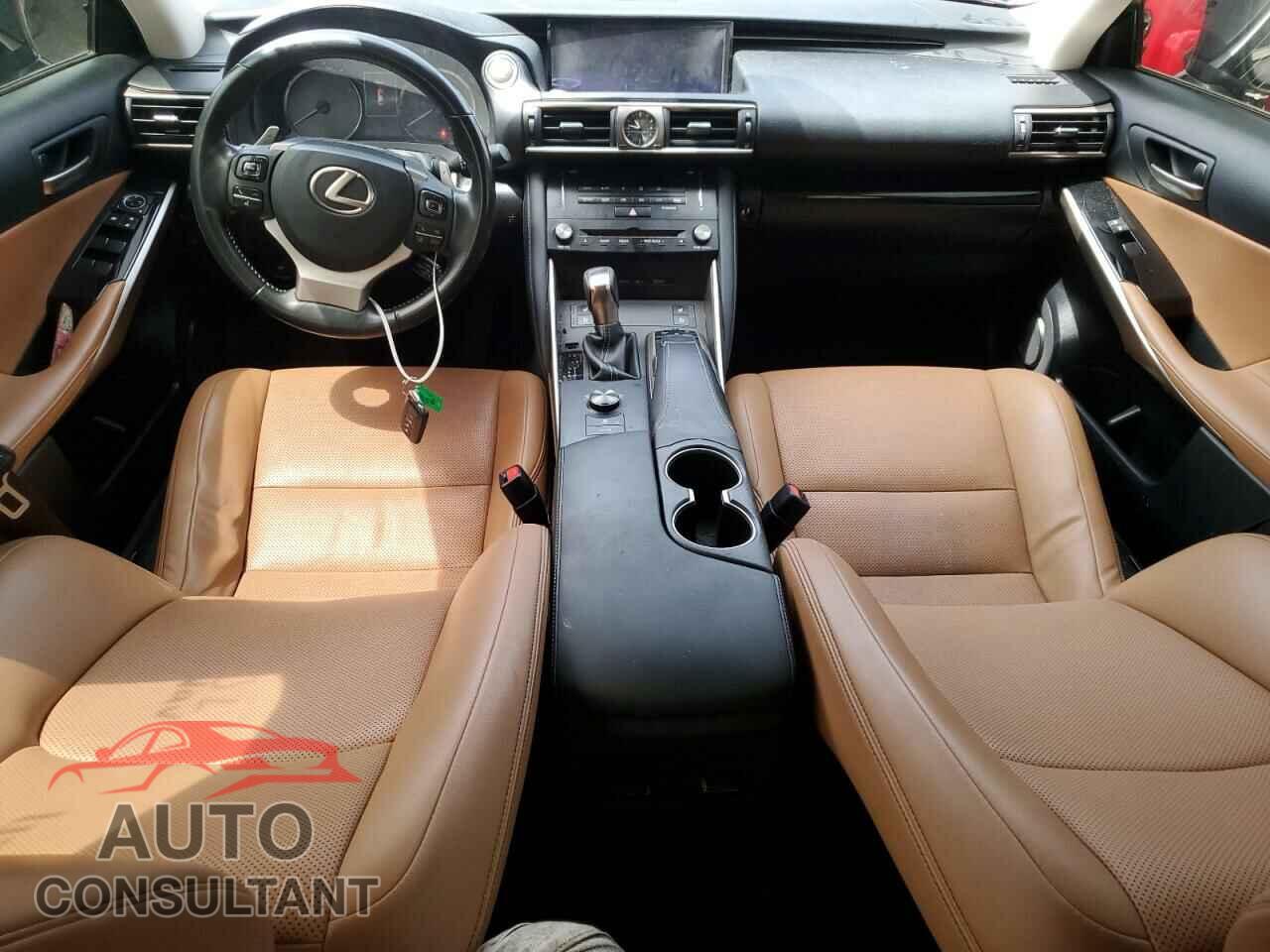 LEXUS IS 2017 - JTHCM1D21H5015347