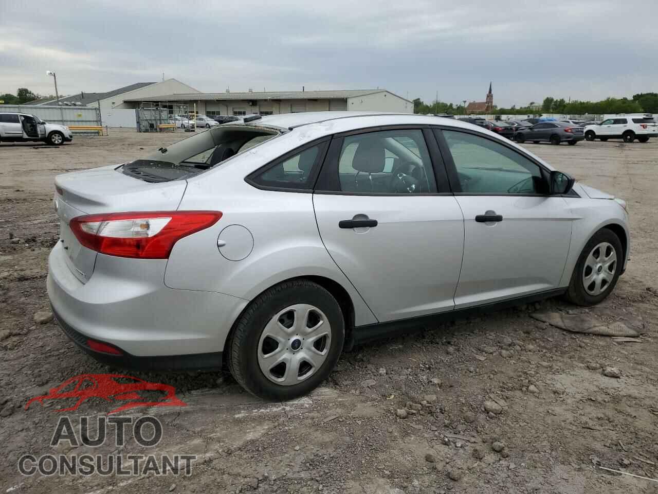 FORD FOCUS 2014 - 1FADP3E20EL437792