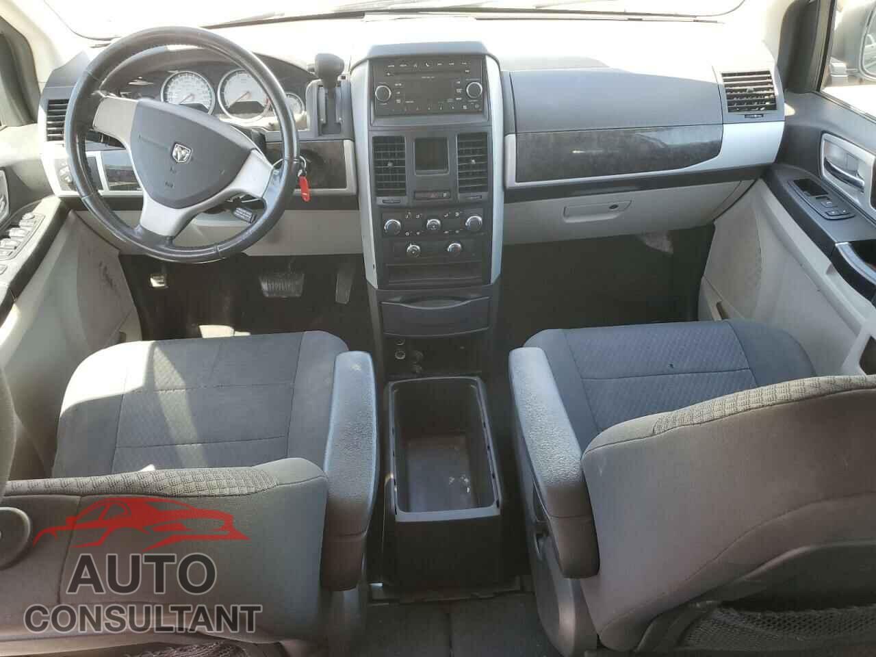 DODGE CARAVAN 2010 - 2D4RN5D18AR245096